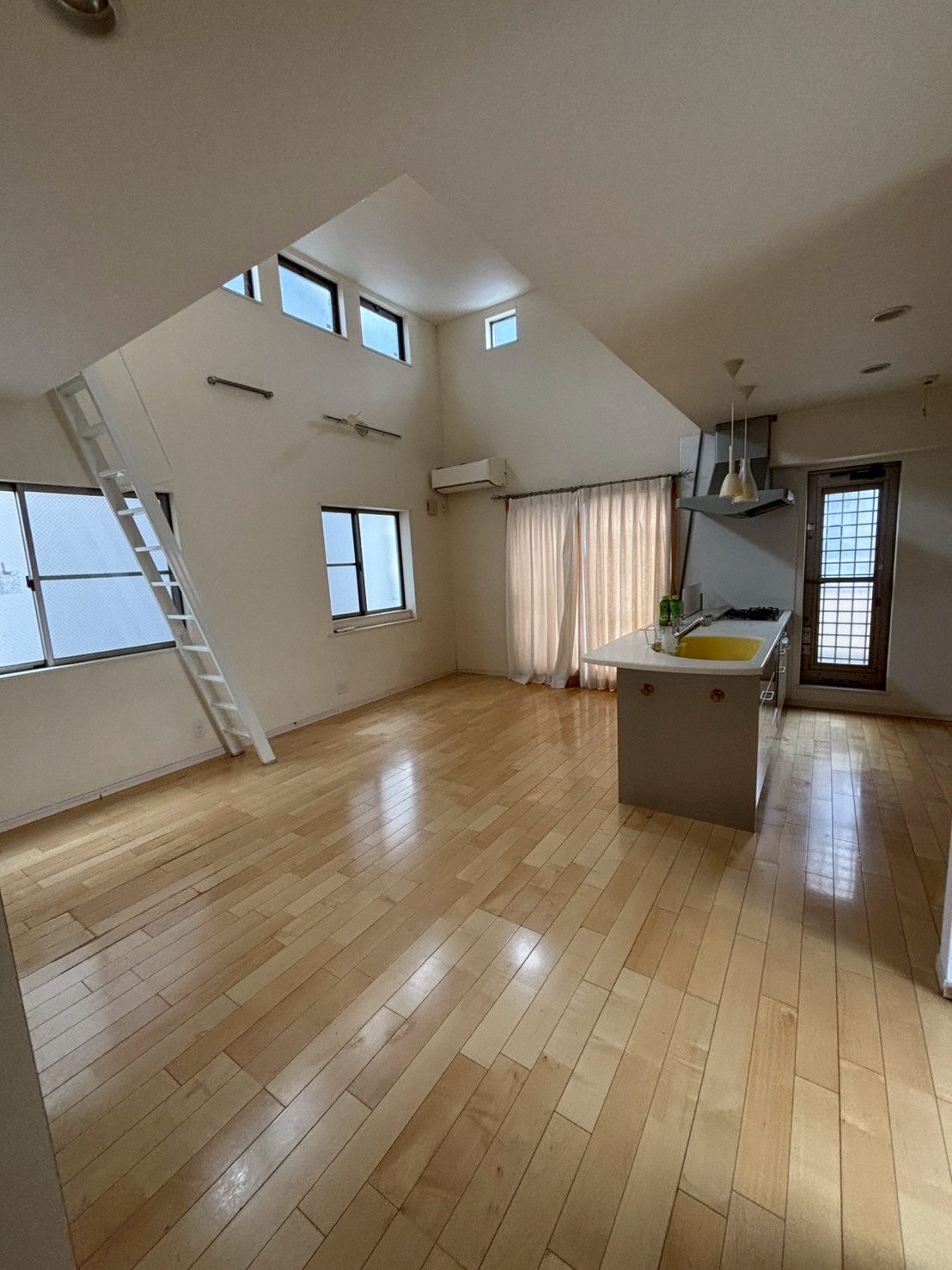 リビング リフォーム前